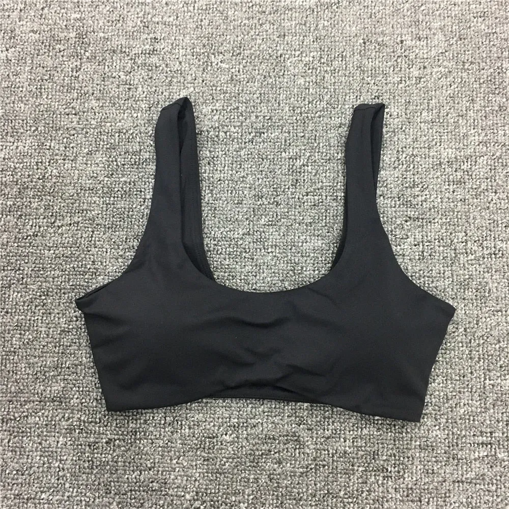 2023 Pad Stretchy Fitness Top Quick Dry Light Support Pilates Sport Bra