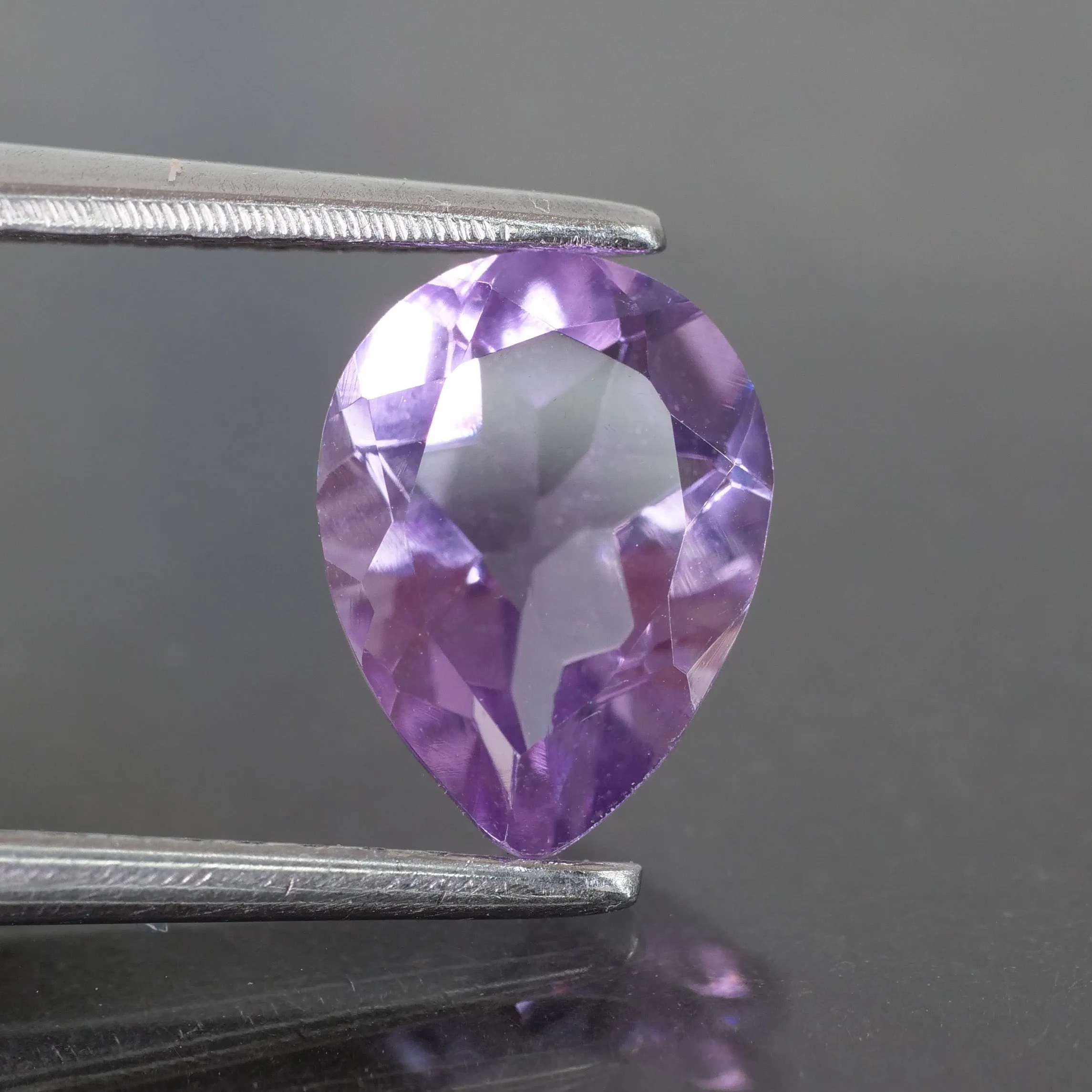 Amethyst | pear cut lavender 8x6mm, 1ct, VS clarity, Brasil