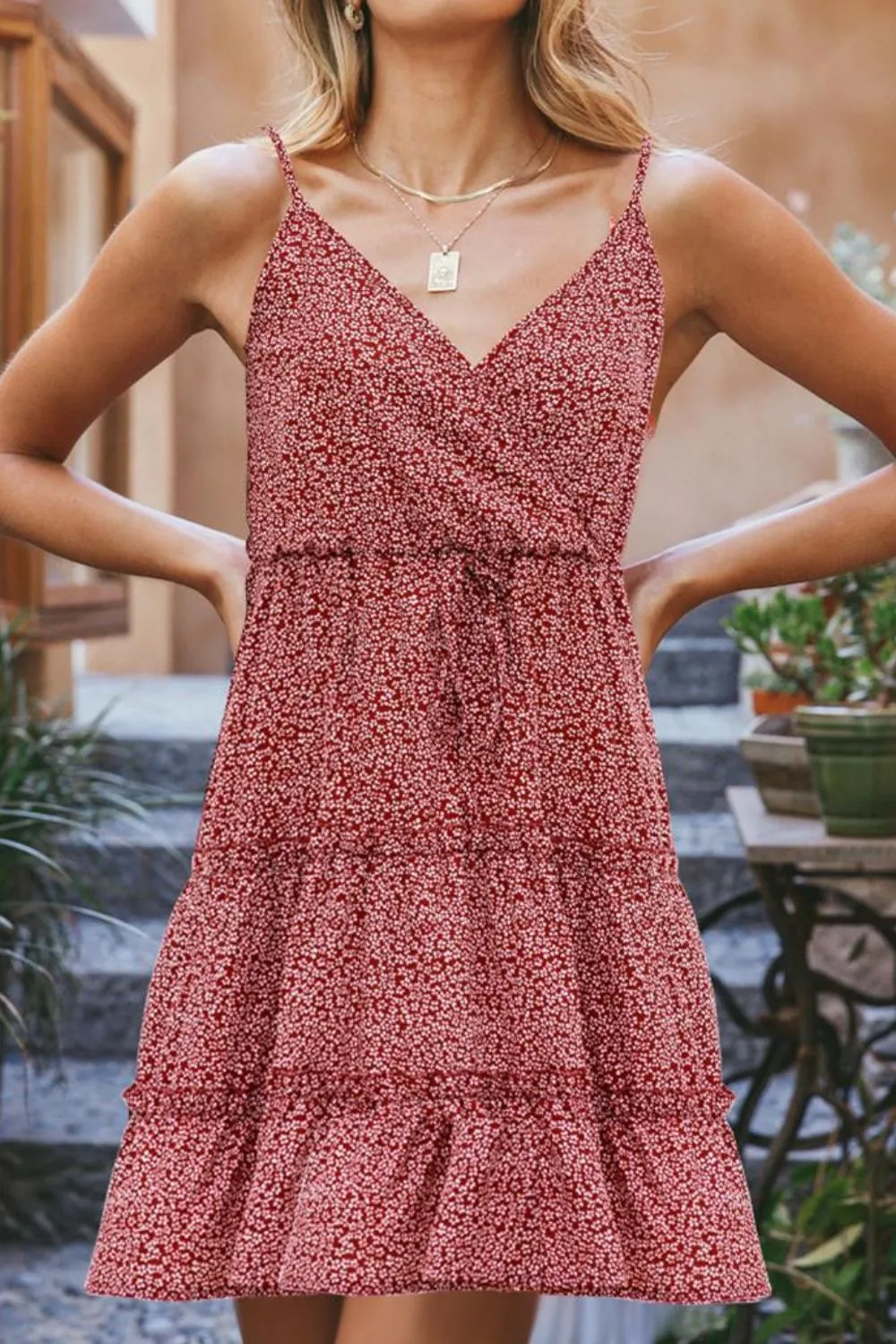 Charming Ditsy Floral Dress: Perfect for Summer Beach Weddings and Parties