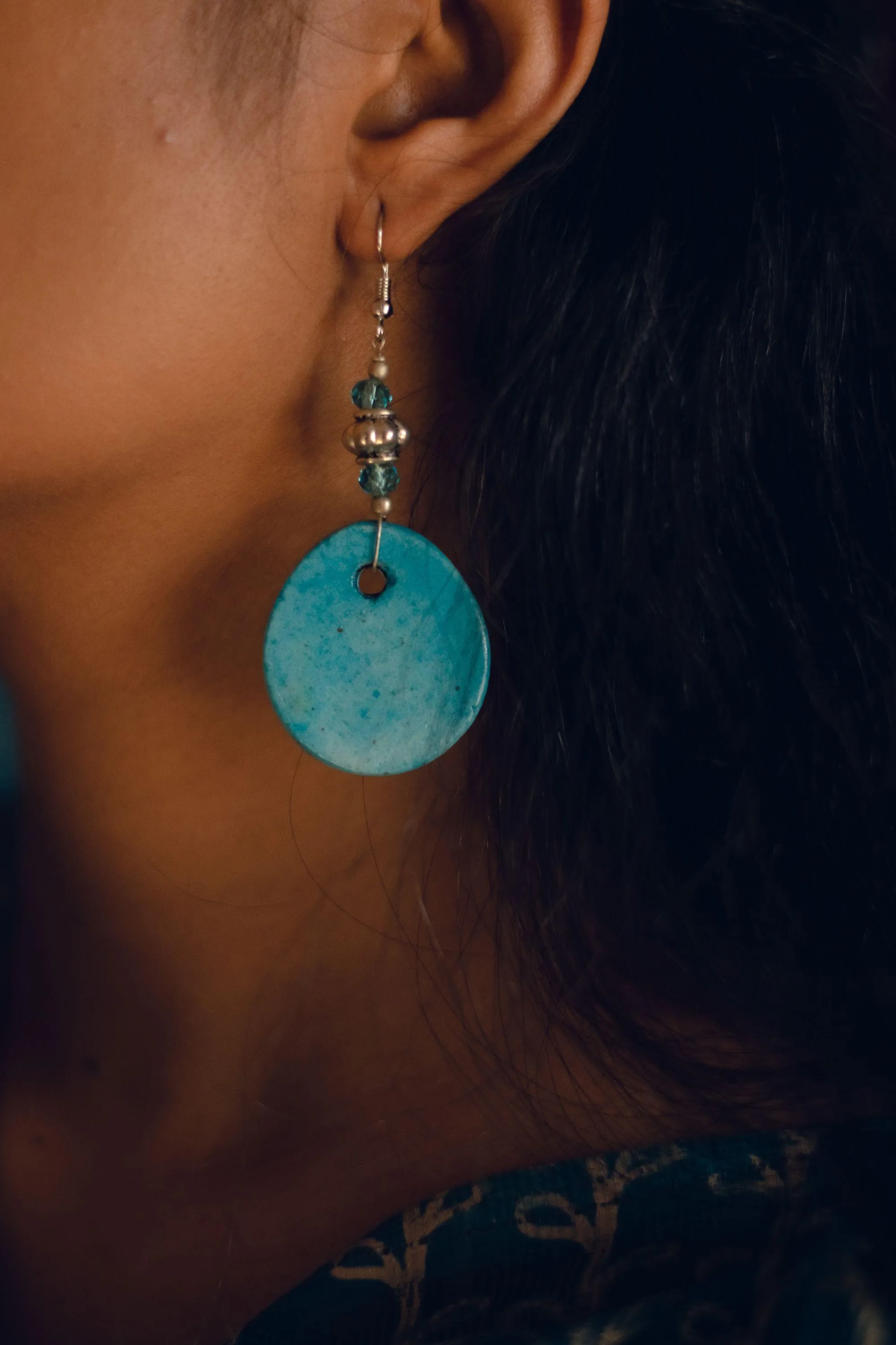 Kaisori Blue Pottery Earrings - Blue circles