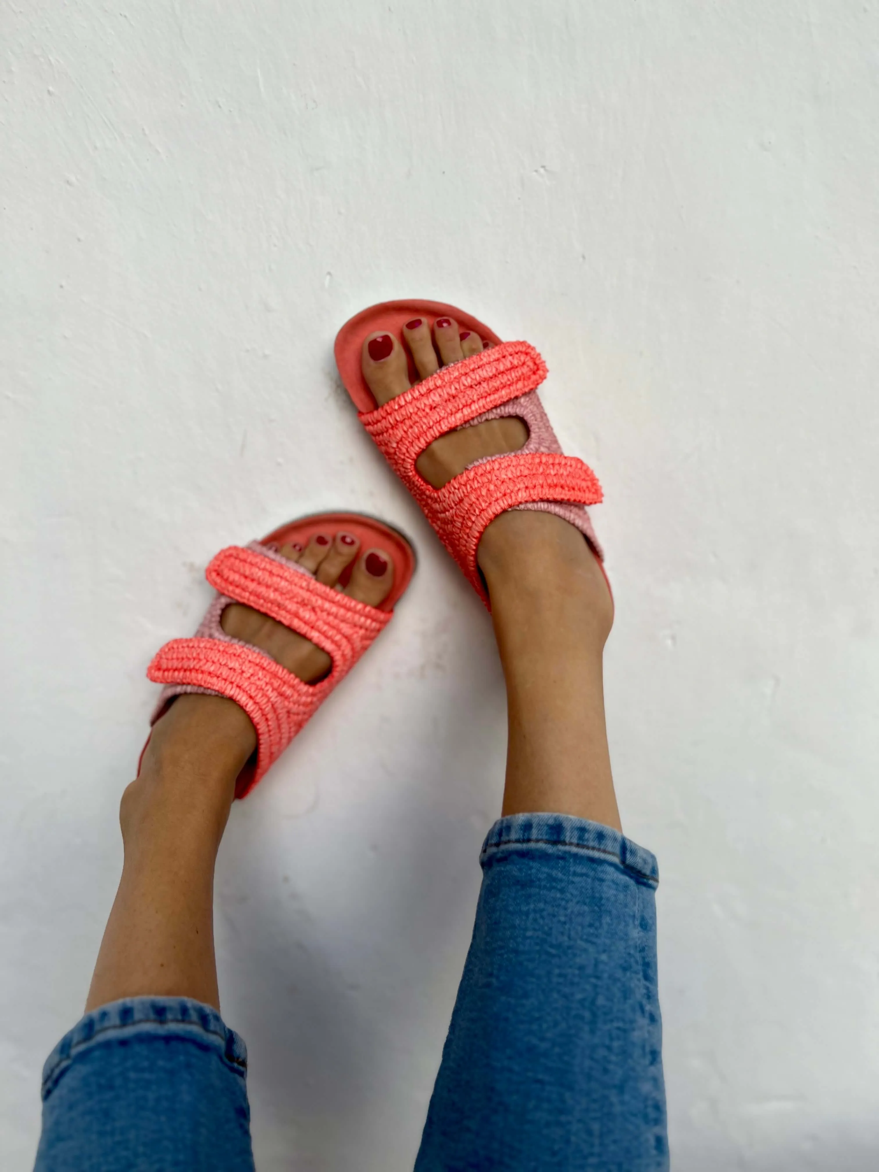 La Vera Vegan Rafia Sandals | Pink