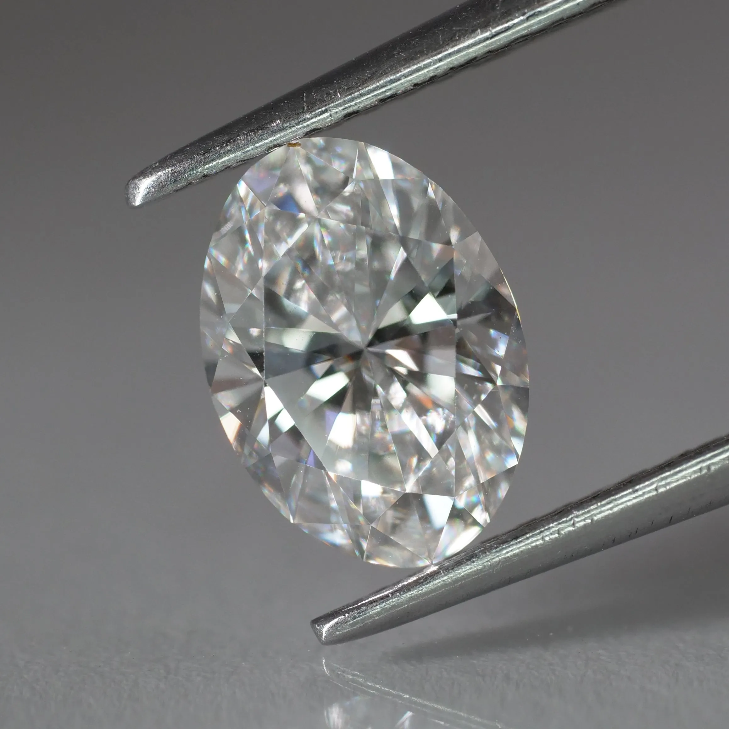 Lab grown diamond | IGI certificate, oval cut 8x6mm*, F color, VS, 1.31 ct