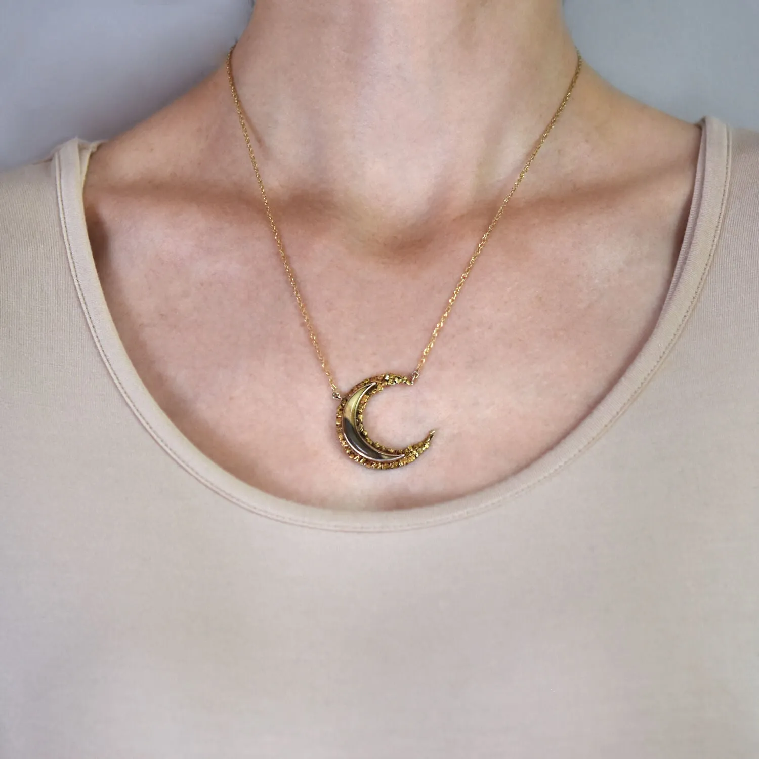 Late Victorian 14kt Genuine Gold Nugget   Horn Crescent Pendant Necklace