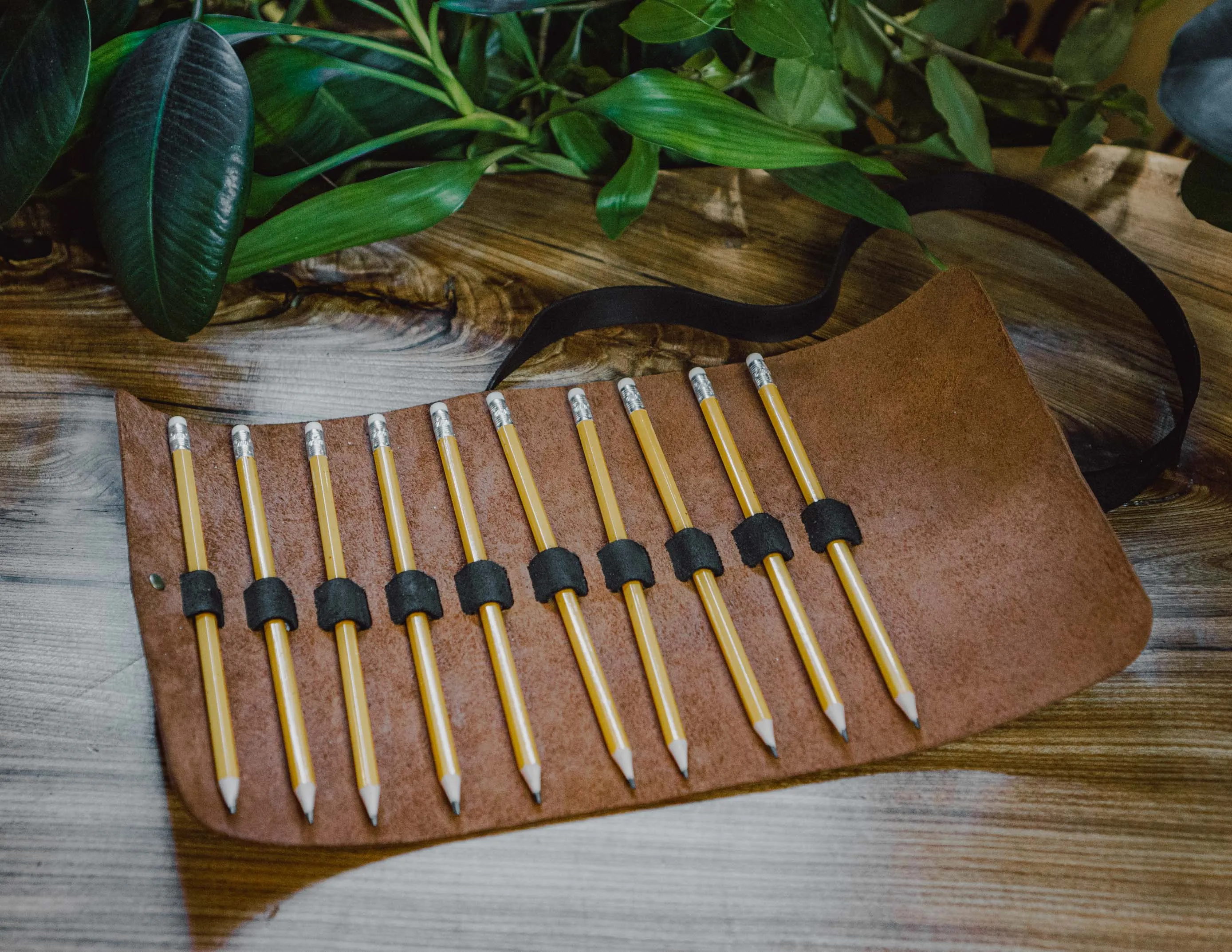 Leather artist roll | Roll Up Pencil Case with 10 slots