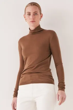 Roll Neck Caramel Wool Thin Knit