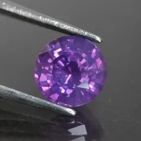 Sapphire opalescent | IGI certified | natural, deep pinkish purple, round cut * 7.5 mm, VS, 2.22ct