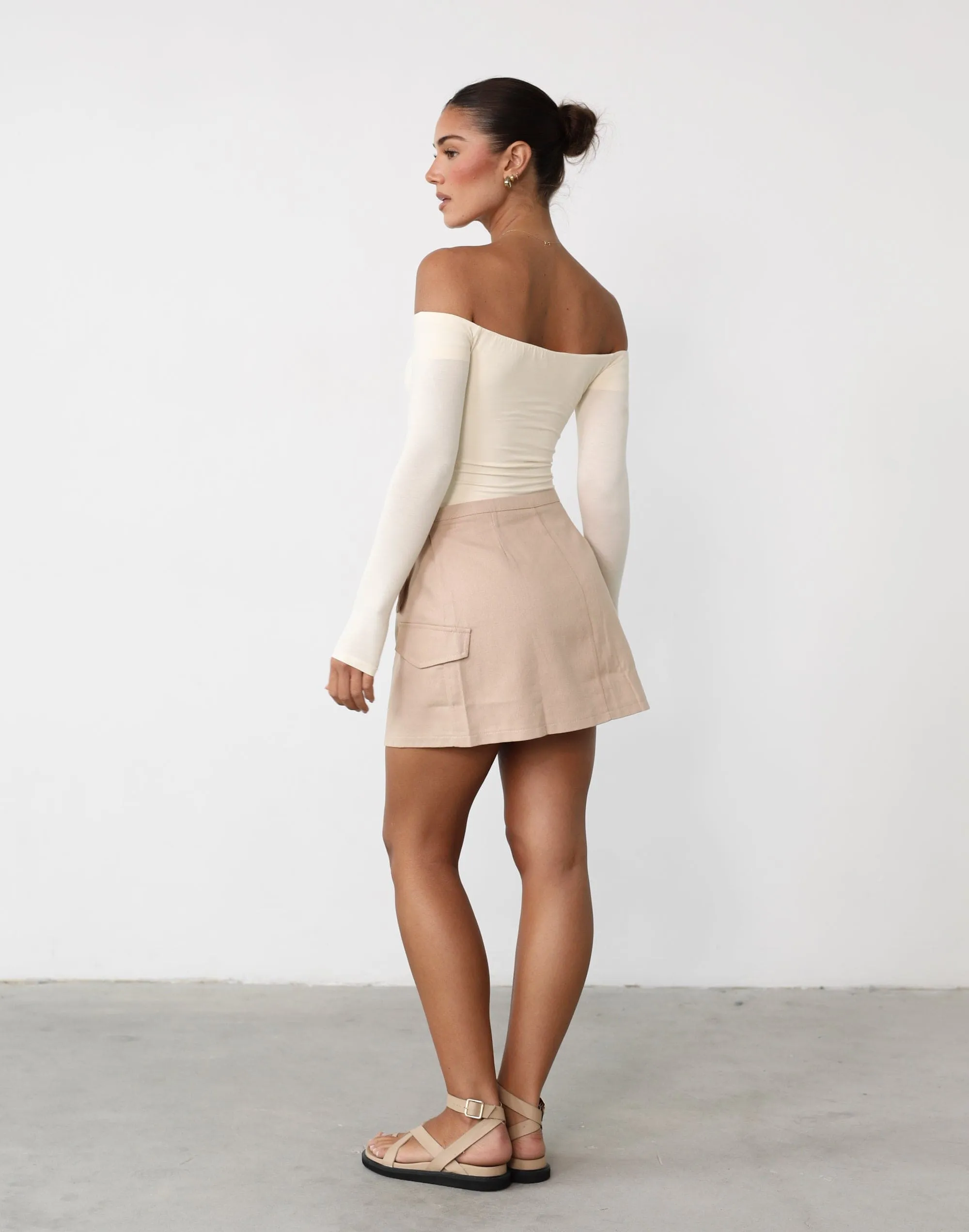 Scottie Mini Skirt (Almond)