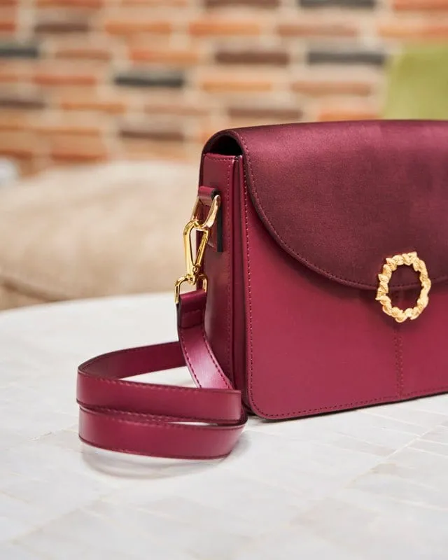 Stellan Apple Leather Vegan Crossbody Bag | Burgundy